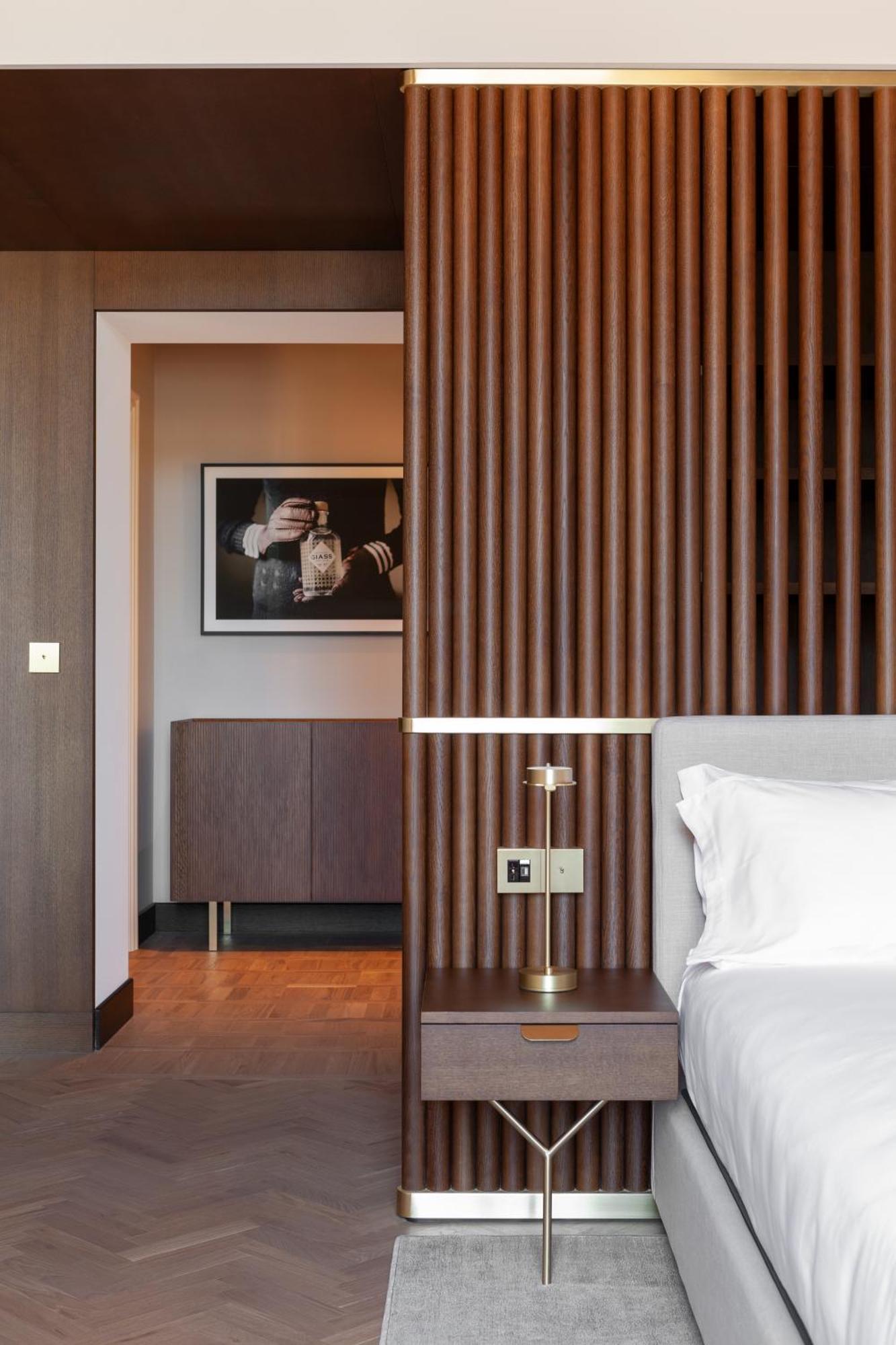 Amabilia Suites Милан Экстерьер фото